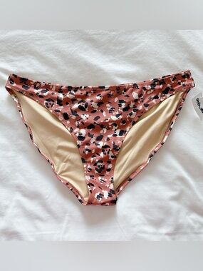 Old Navy Animal Print Bikini bottoms New with tags! animal print swimsuit